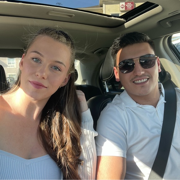 Meet your Posher, Talyn - Picture 2 of 2